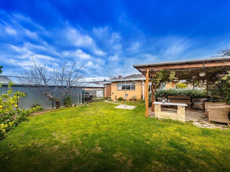 48 Dobell Avenue, Sunbury VIC 3429