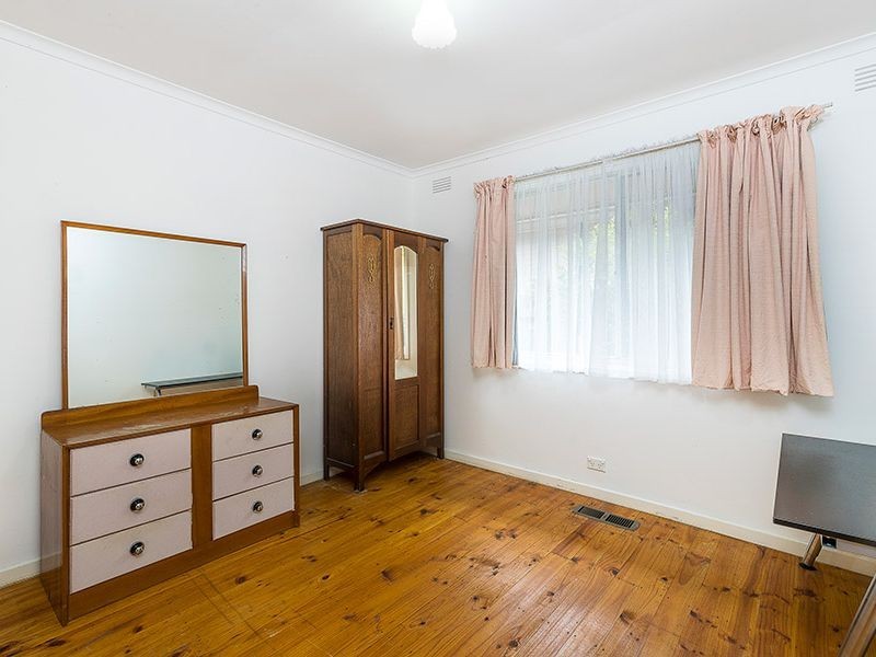 48 Dobell Avenue, Sunbury VIC 3429