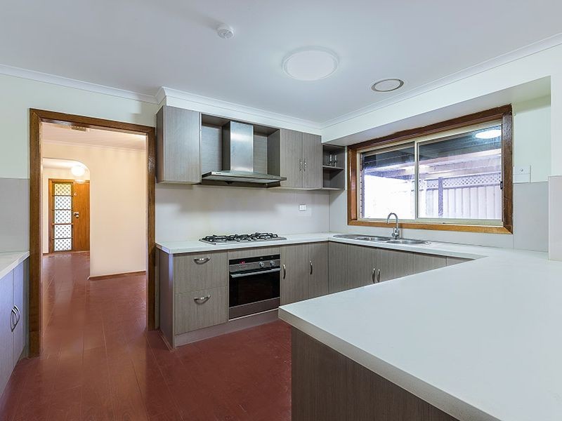 7 Knight Way, Kings Park VIC 3021