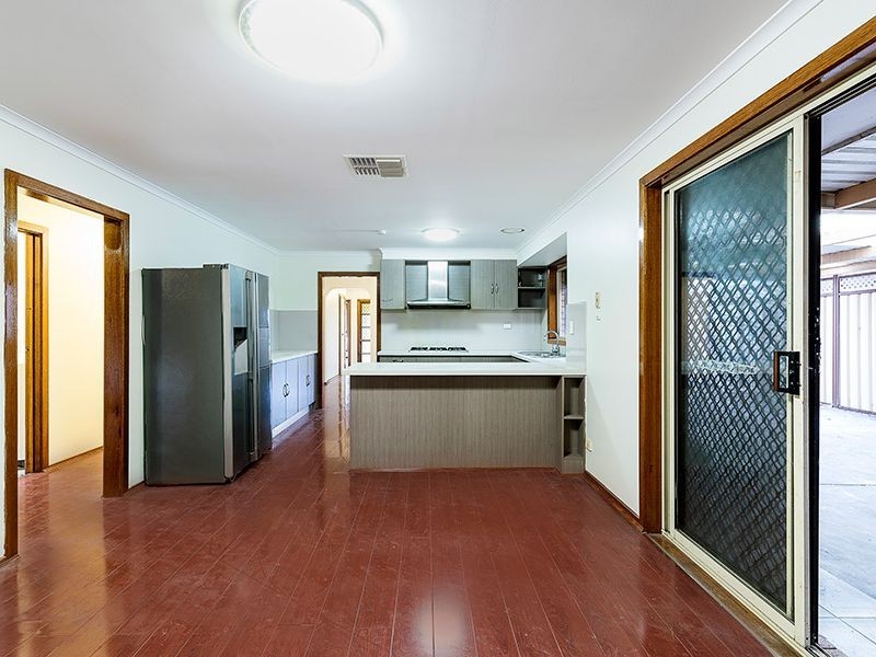 7 Knight Way, Kings Park VIC 3021