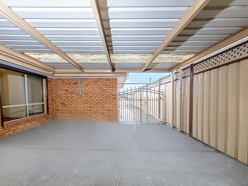 7 Knight Way, Kings Park VIC 3021