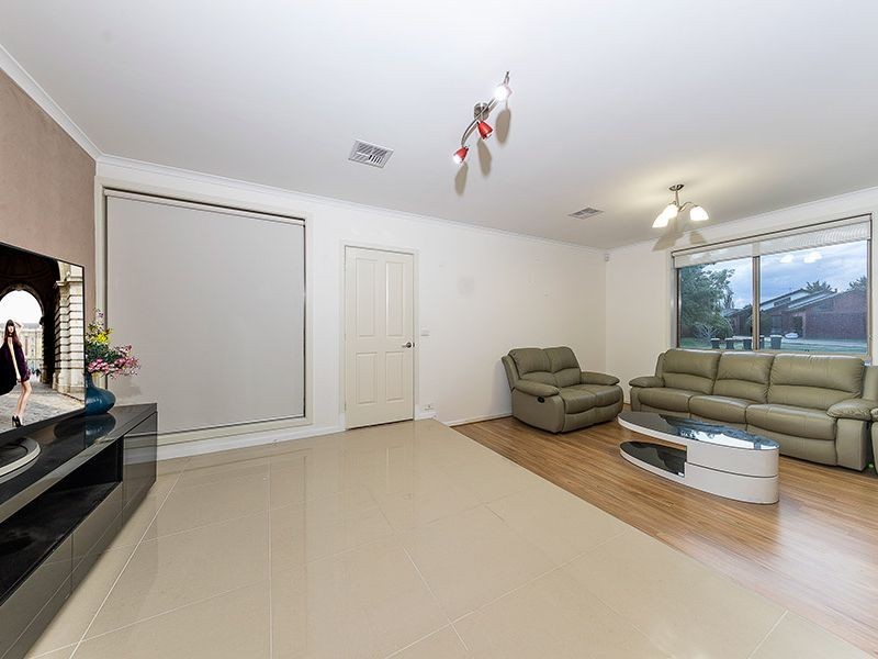 7 Attley Court, Keilor Downs VIC 3038