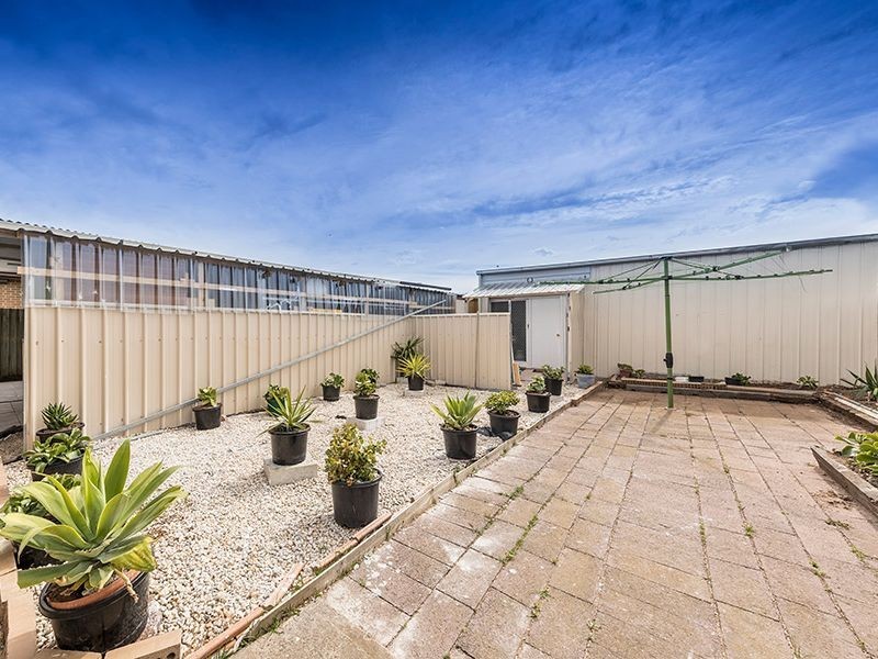 43 Braeswood Road, Kings Park VIC 3021