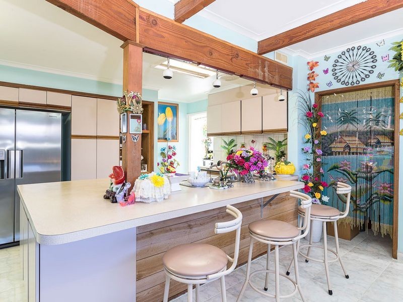 37 Grevillea Road, Kings Park VIC 3021