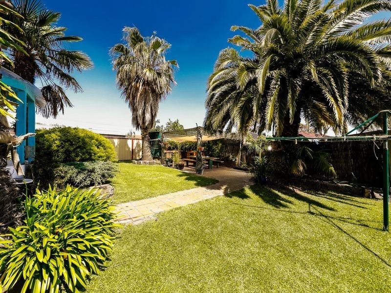 61 Sunshine Avenue, St Albans VIC 3021