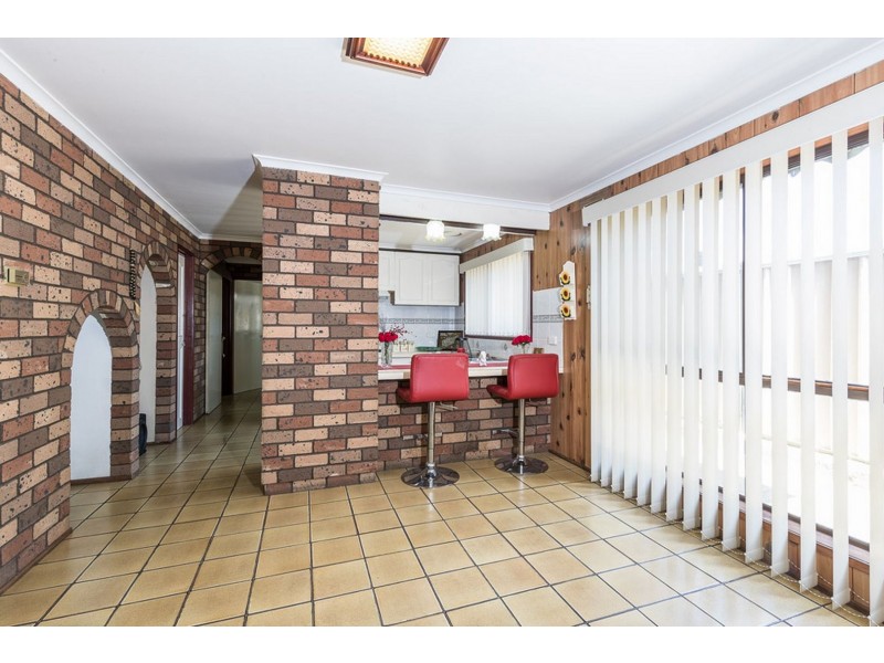 15 Abercairn Court, Deer Park VIC 3023