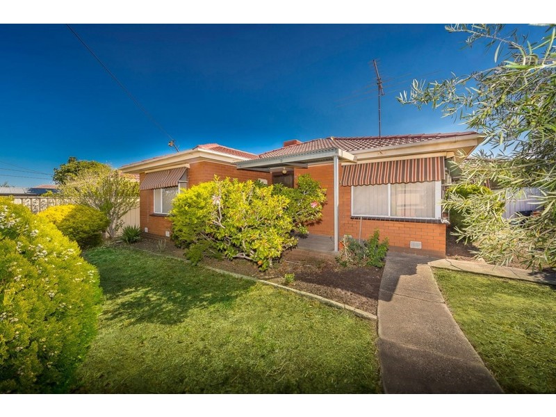 23 Beverly Street, Kings Park VIC 3021