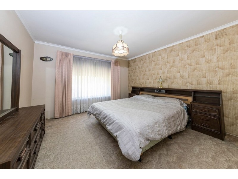 23 Beverly Street, Kings Park VIC 3021