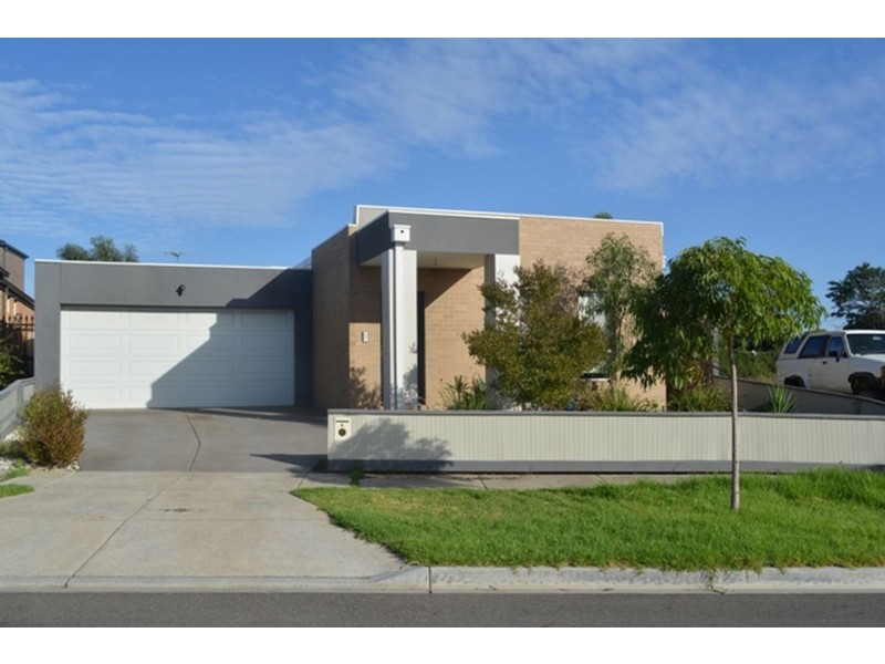 6 Monarma Walk, Kealba VIC 3021