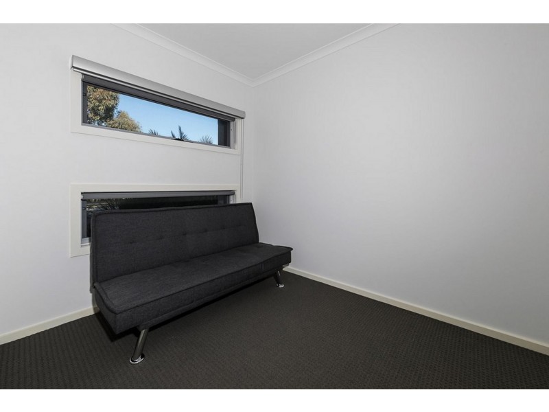 9 Hovell Drive, Burnside Heights VIC 3023