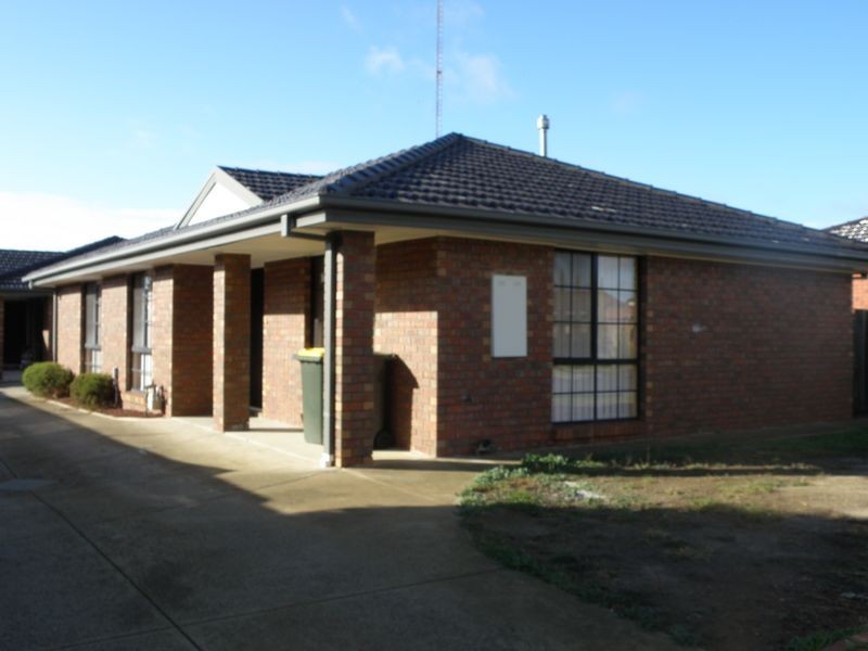 1/43 Wilmot Drive, Delahey VIC 3037