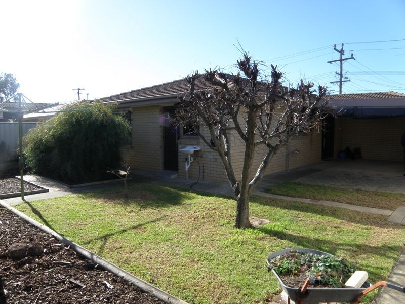 29 Kurung Drive, Kings Park VIC 3021