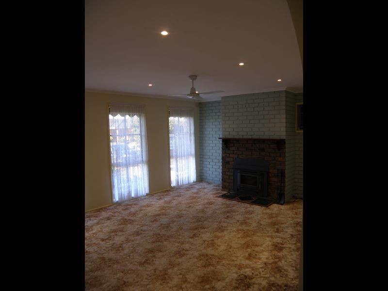 29 Kurung Drive, Kings Park VIC 3021