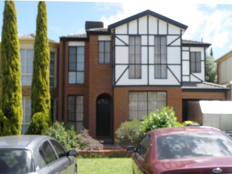 7 Birchwood Way, Delahey VIC 3037