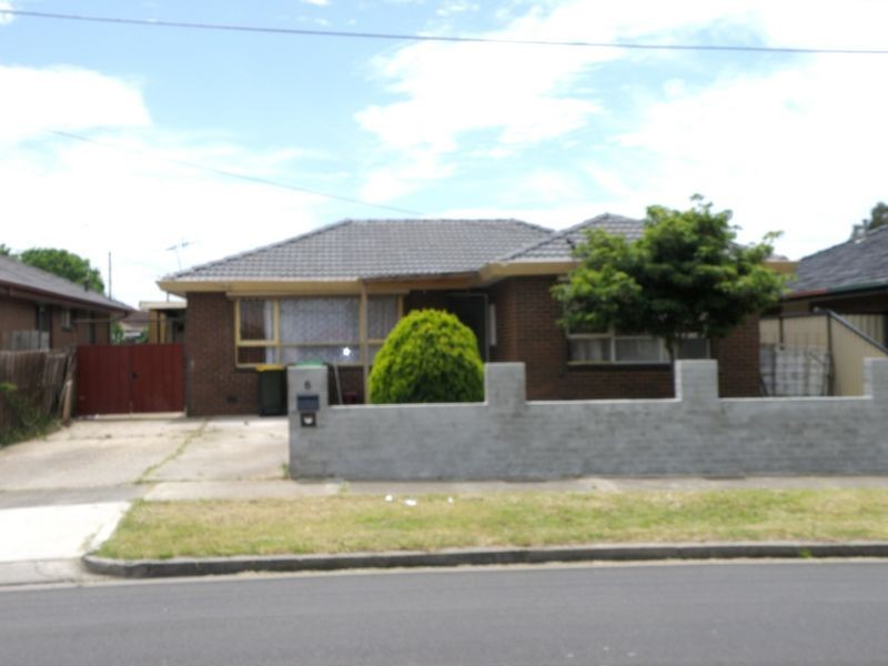 6 Dover Street, Albanvale VIC 3021