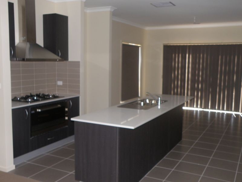 3 Lee Place, Burnside Heights VIC 3023