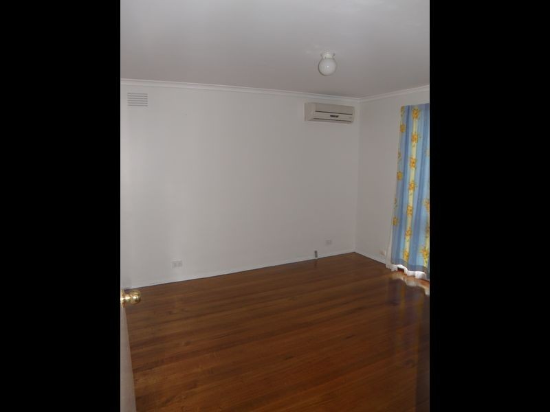 50 Grevillea Road, Kings Park VIC 3021