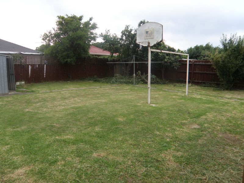 50 Grevillea Road, Kings Park VIC 3021