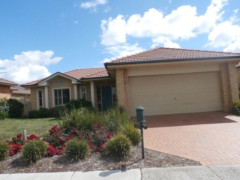 78 Loddon Dr, Taylors Hill VIC 3037