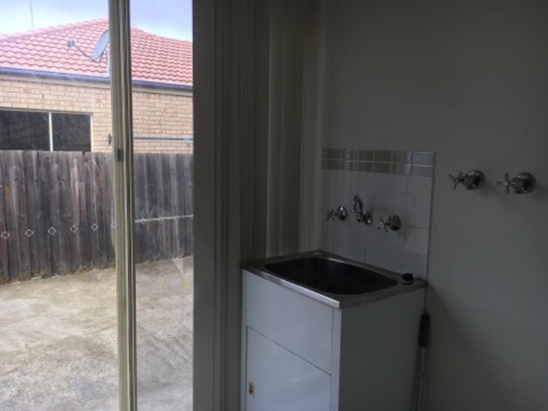 78 Loddon Dr, Taylors Hill VIC 3037