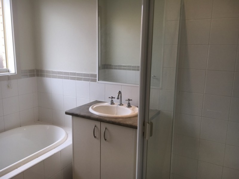 78 Loddon Dr, Taylors Hill VIC 3037