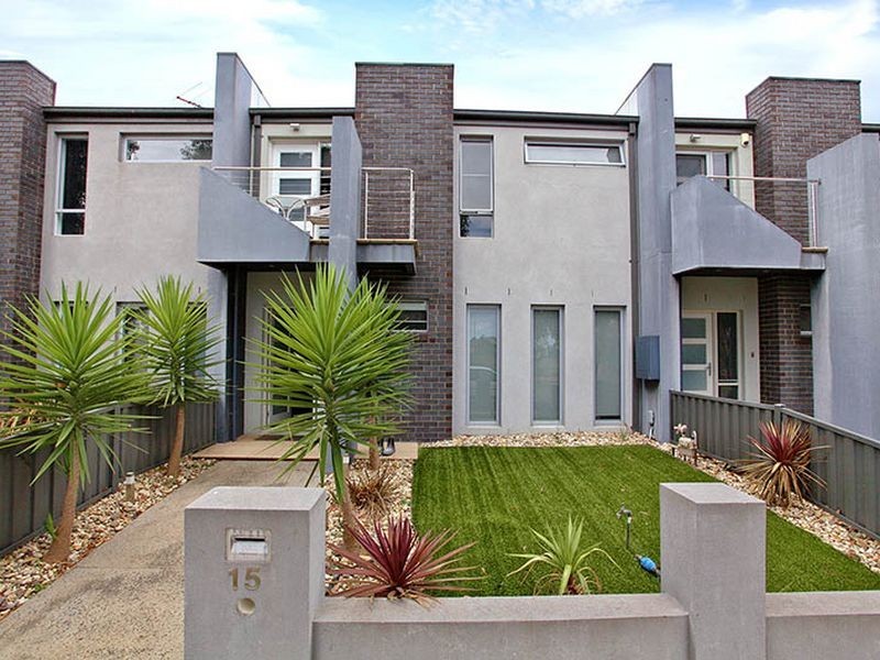 15 Parkes Way, Burnside Heights VIC 3023