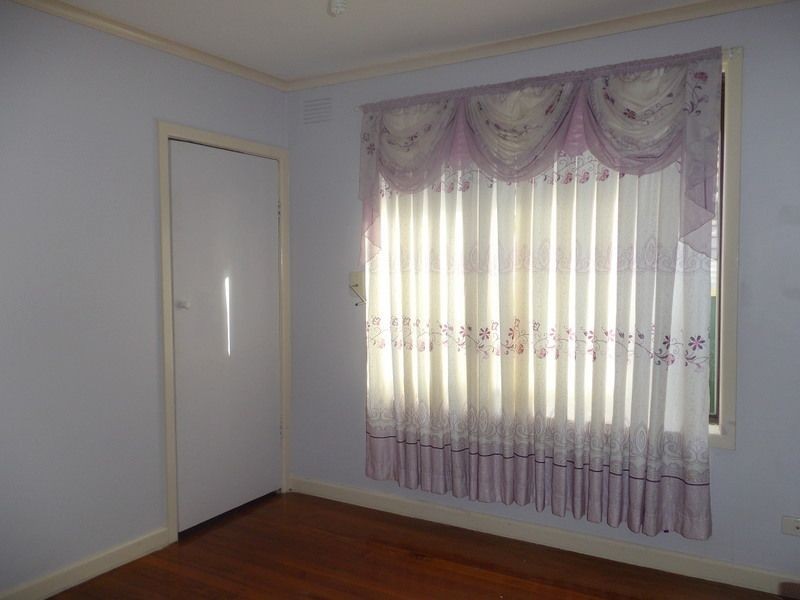 33 Stenson Road, Kealba VIC 3021