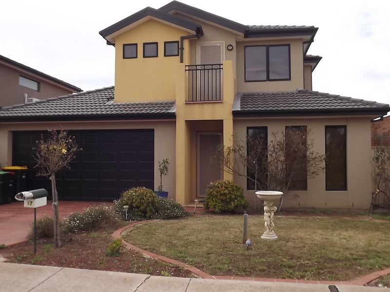 17 Jacaranda Drive, Taylors Hill VIC 3037