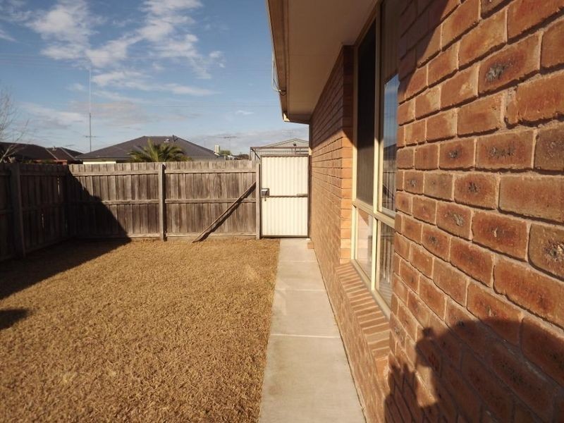 28 Magnus Street, St Albans VIC 3021