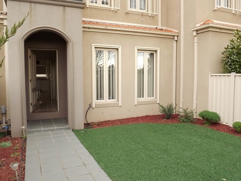 841B Ballarat Road, Deer Park VIC 3023