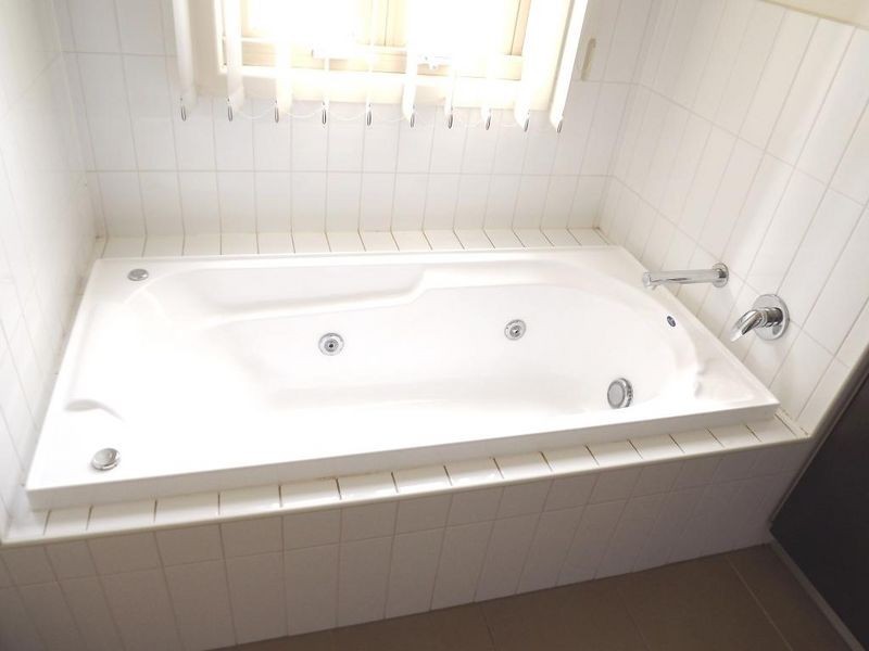 841B Ballarat Road, Deer Park VIC 3023