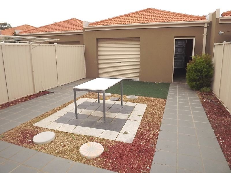 841B Ballarat Road, Deer Park VIC 3023