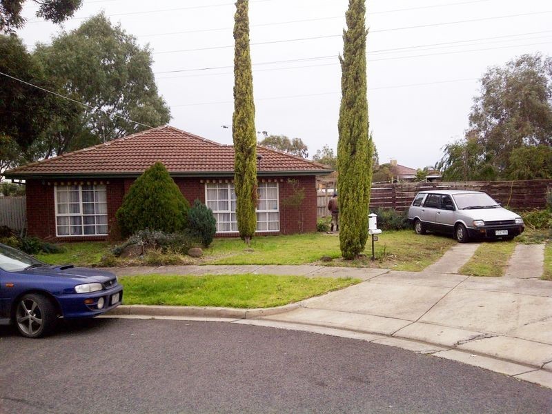 13 Abercairn Court, Deer Park VIC 3023