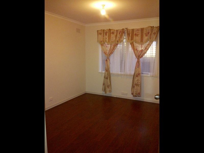 13 Abercairn Court, Deer Park VIC 3023