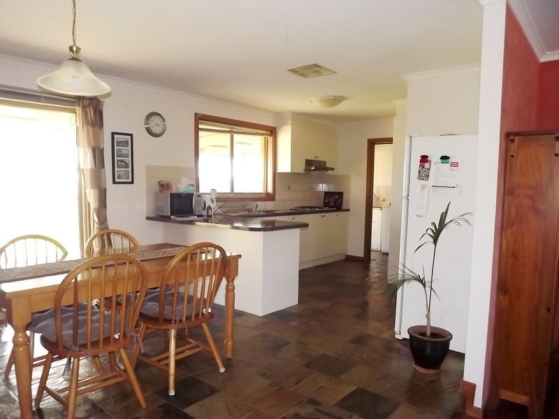 38 Proctor Crescent, Keilor Downs VIC 3038