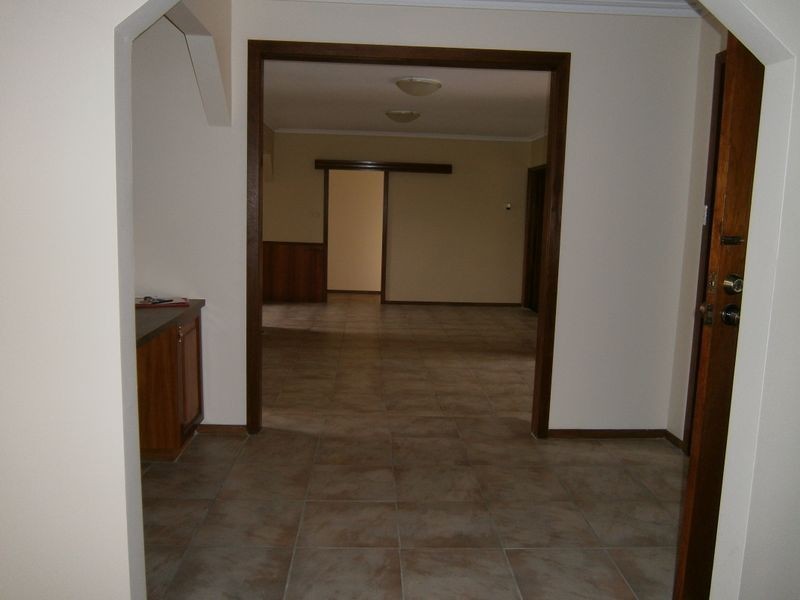 159 St Albans Road, St Albans VIC 3021