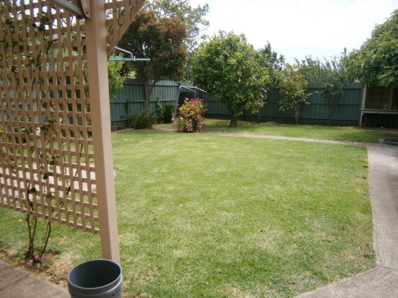 63 Harmon Avenue, St Albans VIC 3021