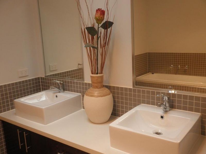 15 Parkes Way, Burnside Heights VIC 3023