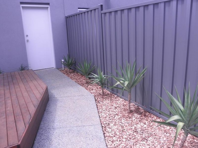 15 Parkes Way, Burnside Heights VIC 3023