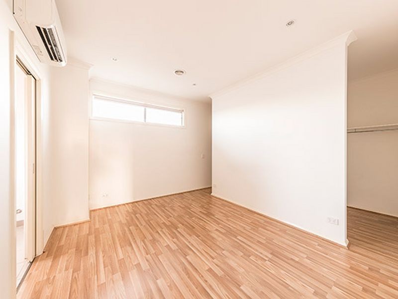 51 Marine Prade, Caroline Springs VIC 3023