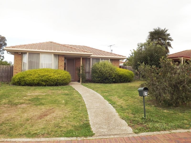 21 Basalt Court, Delahey VIC 3037