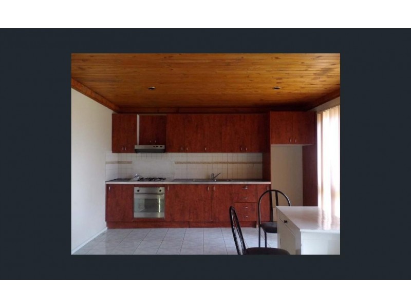 18 Cordelia Grove, St Albans VIC 3021