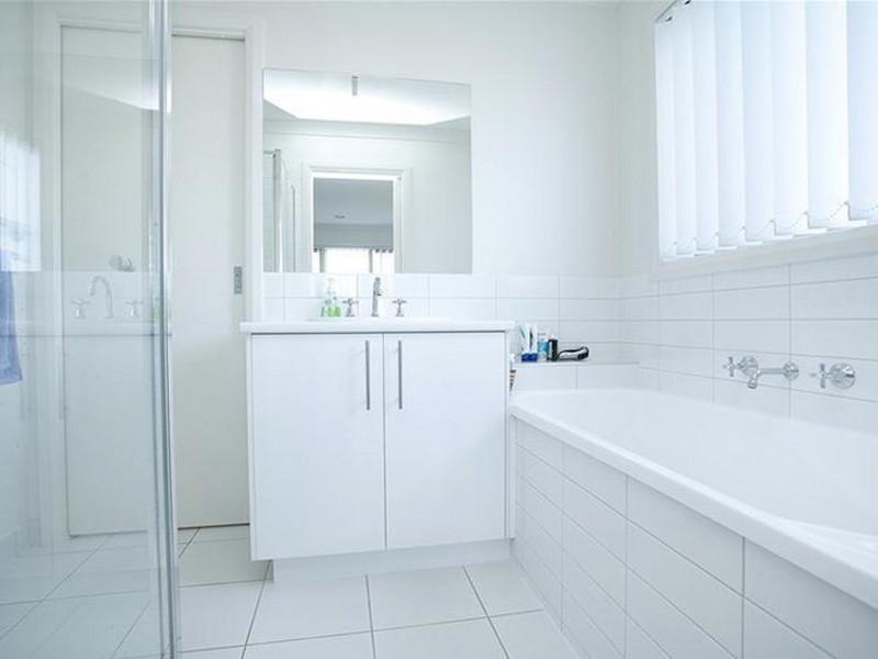 10 Bridie Street, Deer Park VIC 3023