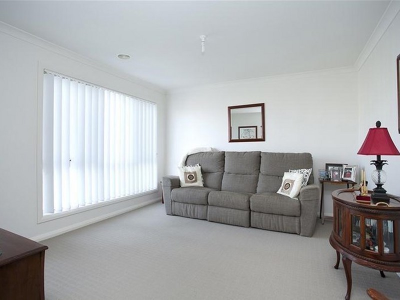 10 Bridie Street, Deer Park VIC 3023