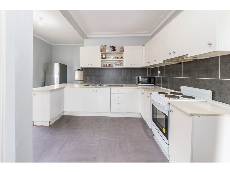 1 Perry Street, St Albans VIC 3021