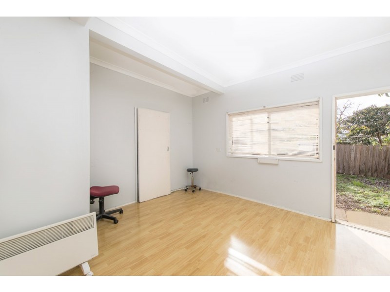 1 Perry Street, St Albans VIC 3021