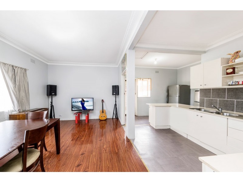 1 Perry Street, St Albans VIC 3021