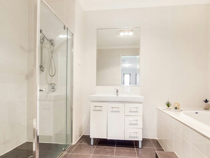 11 Bushlark Crescent, Williams Landing VIC 3027