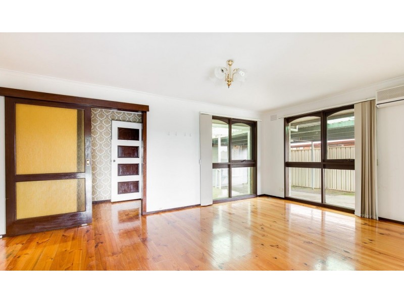 34 Angelique Grove, Albanvale VIC 3021