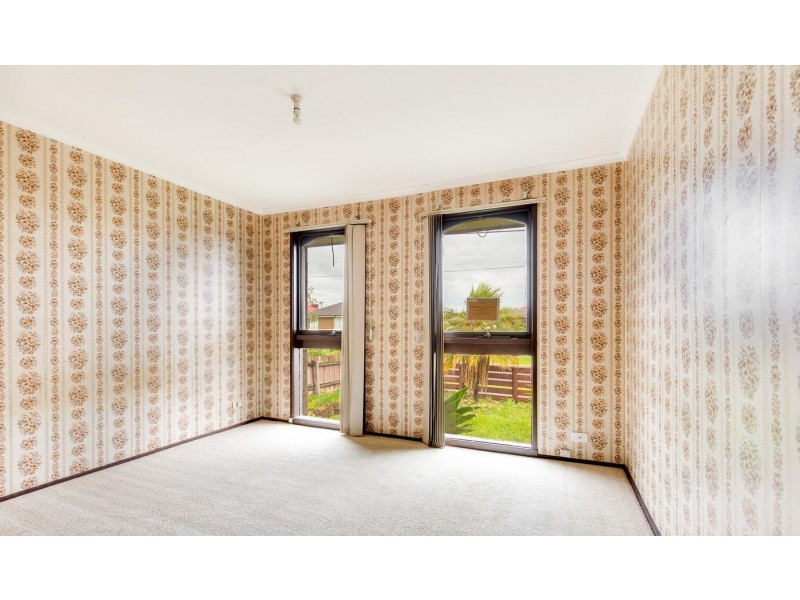 34 Angelique Grove, Albanvale VIC 3021